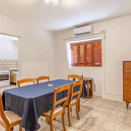 Apartamento Spacious & Comfy 4br Maisonette In St Julians, Pv By 360 Estates *