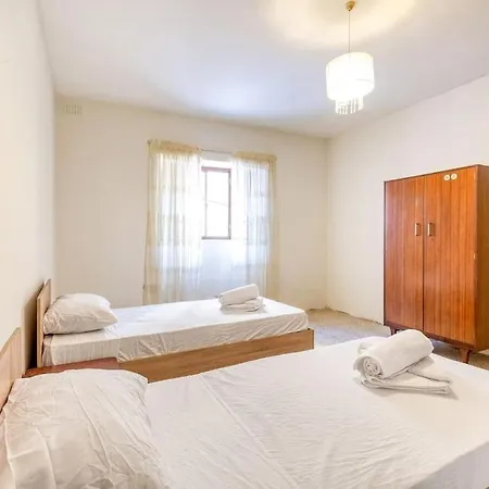 Spacious & Comfy 4br Maisonette In St Julians, Pv By 360 Estates Apartment Saint Julian's