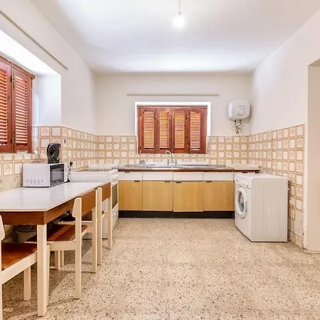 Spacious & Comfy 4br Maisonette In St Julians, Pv By 360 Estates